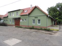 Az új szárnyépület